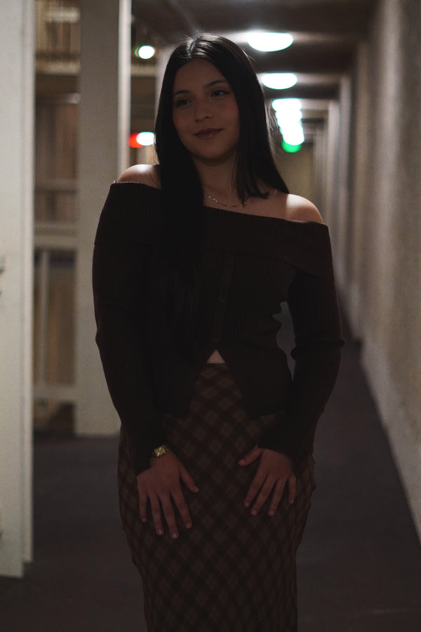 AVERY OFF SHOULDER RIBBED TOP