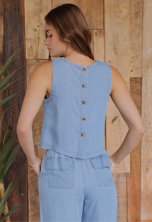 TORIE BACK BUTTON CHAMBRAY TOP