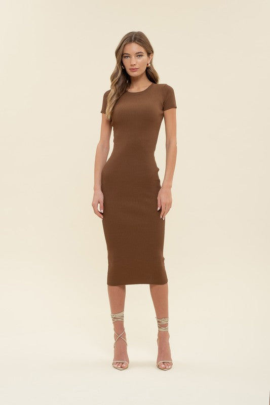 CHLOE KNITTED MIDI DRESS (CHOCOLATE)