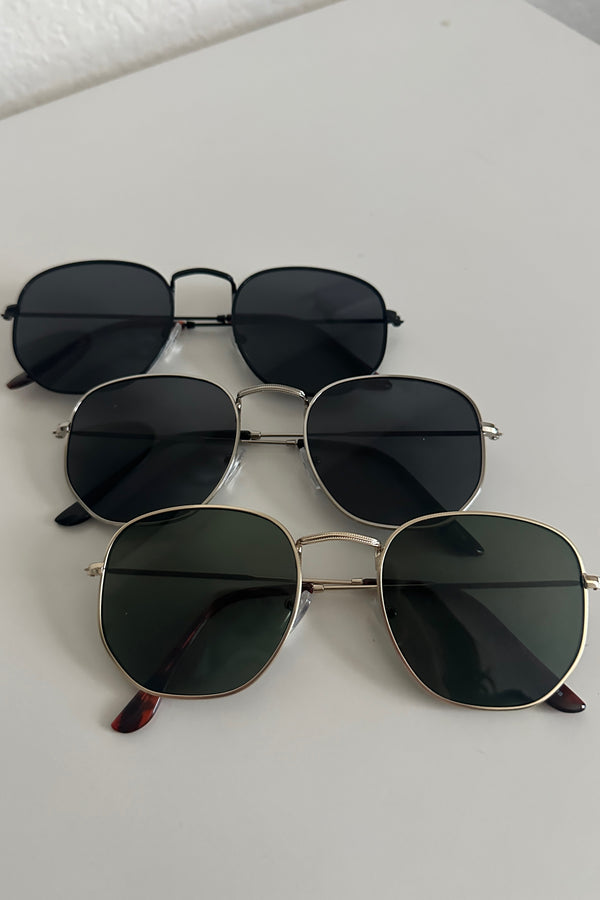 RAY OVERSIZED SUNNIES