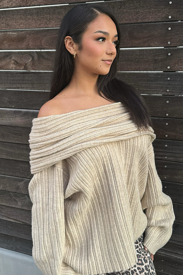 LUNA OFF SHOULDER OVERSIZED SWEATER